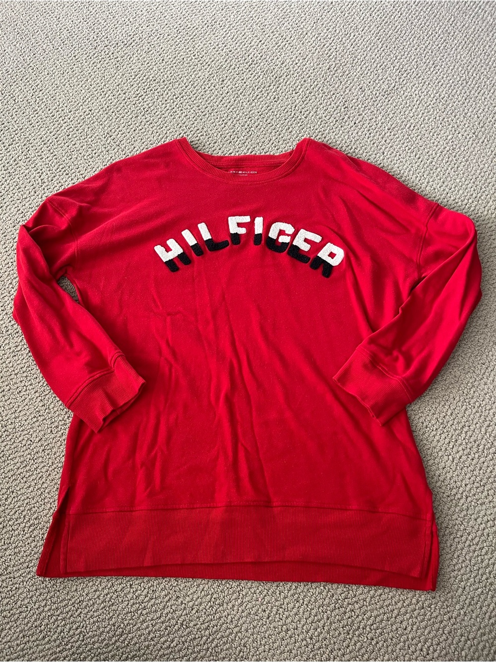 Tommy Hilfiger Red Crewneck Sweater with Contrasting Logo